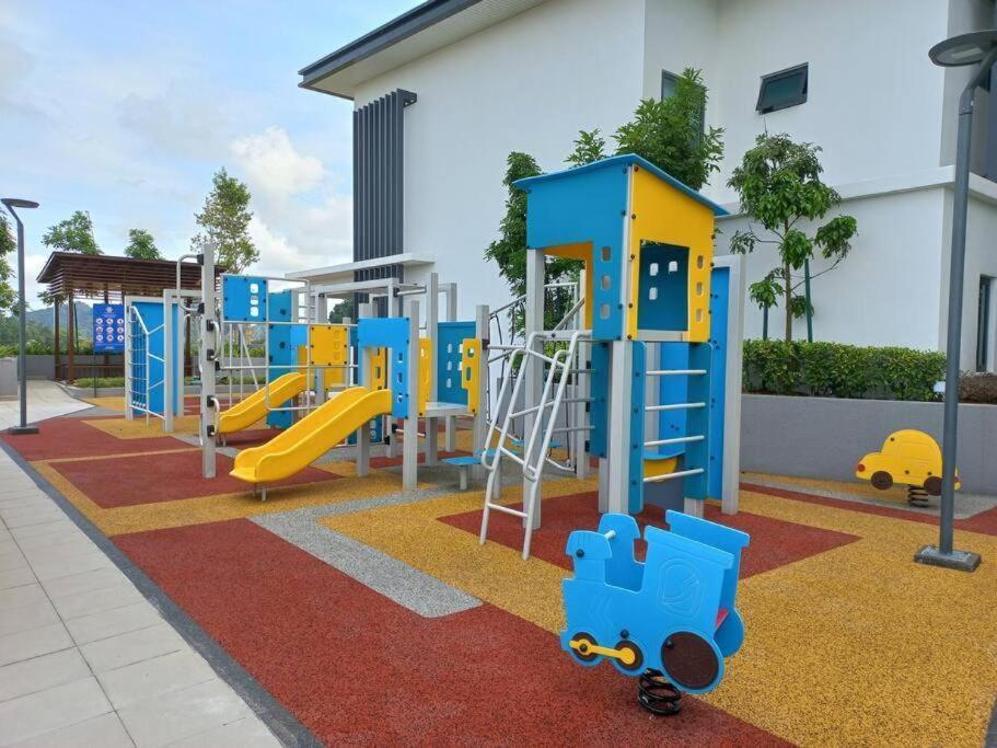 Ipoh Sunway Onsen Suites And Tambun Guesthouse , 3-14Pax 2Parking By Iwh Dış mekan fotoğraf